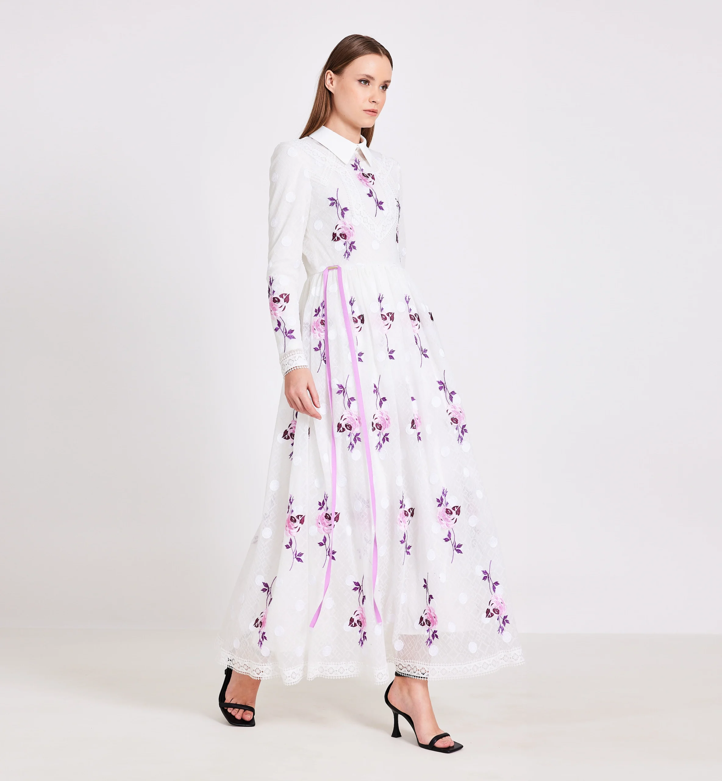 Pink flowers and circles embroidery midi dress, white